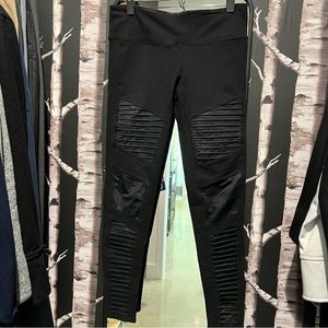 *LAST CALL* ALO Yoga Moto Pants Black Low Rise Leggings